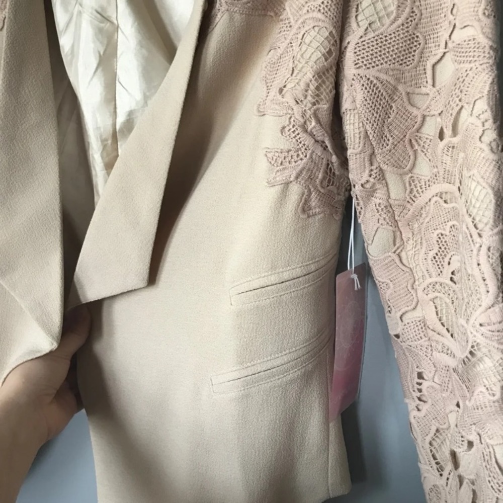 Lace Appliqué Blazer - Picture 4 of 6